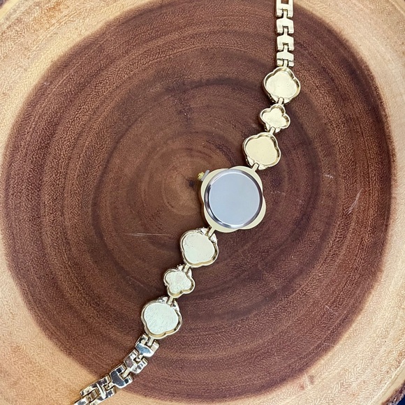 24K Gold Plated White AAA CZs Clover Bangle Watch ~ New in Box - Picture 6 of 9